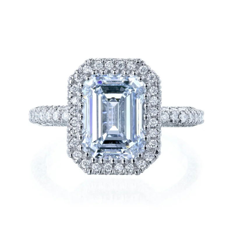 The Perfect Accessory For Less – Jewelry Sale Live 4.52ct.tw Blue Diamond Ring (IGI) The Perfect Accessory For Less – Jewelry Sale Live 4.52ct.tw Blue Diamond Ring (IGI)