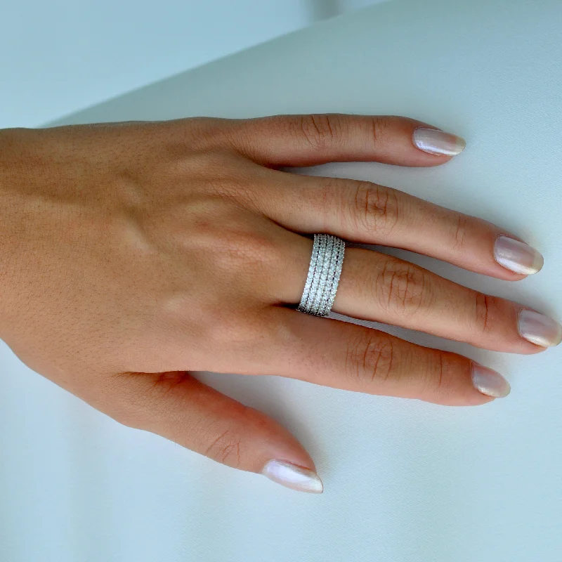 Elevate Your Jewelry Collection With Limited-Time Savings AUGUSTINE STONE Cigar Ring Elevate Your Jewelry Collection With Limited-Time Savings AUGUSTINE STONE Cigar Ring