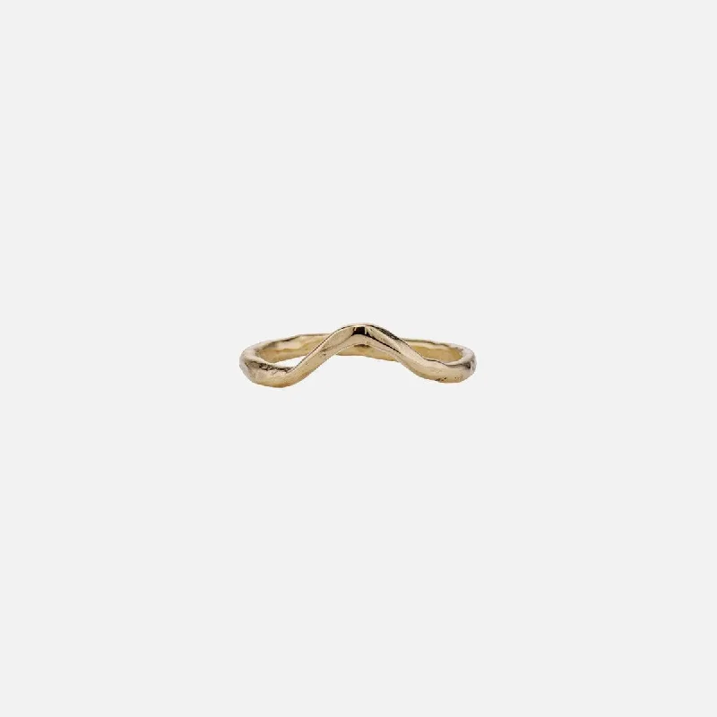 Luxury Jewelry At Unbeatable Discounts Naia Ring