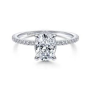 Fashion-Forward Geometric Jewelry For Contemporary Style Diamond Engagement Ring