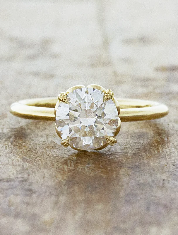 Big Discounts On Elegant Jewelry Collections Jocelyn - Round