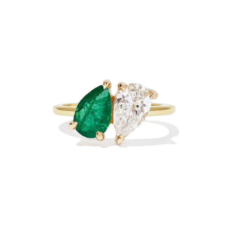 Affordable Glamour – Premium Jewelry At Special Prices Pear Shaped Emerald & Diamond Toi et Moi Ring Affordable Glamour – Premium Jewelry At Special Prices Pear Shaped Emerald & Diamond Toi et Moi Ring