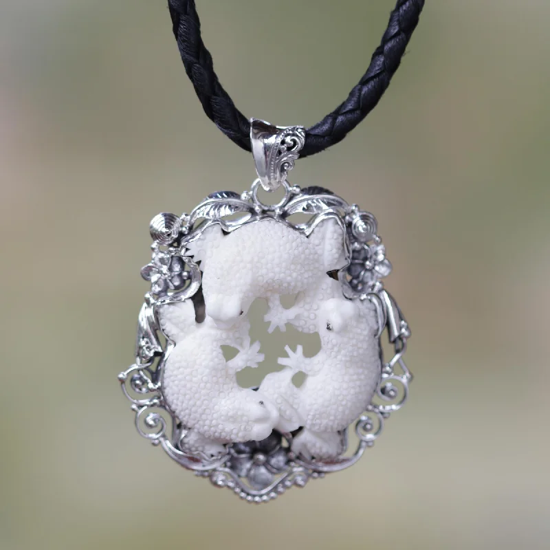 Elegant Jewelry, Affordable Luxury – Shop Now Floral Frog Trio Bone Necklace