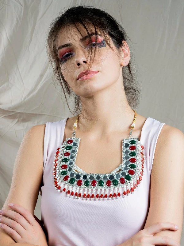 Affordable Gold-Plated Jewelry For Modern Fashion Odette Women Square Shape Decorated Fabric Multi- Colored Necklace Affordable Gold-Plated Jewelry For Modern Fashion Odette Women Square Shape Decorated Fabric Multi- Colored Necklace