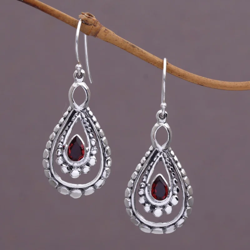 Best Jewelry Deals – Shop Premium Pieces At Great Prices Drop of Red Garnet Dangle Earrings Best Jewelry Deals – Shop Premium Pieces At Great Prices Drop of Red Garnet Dangle Earrings