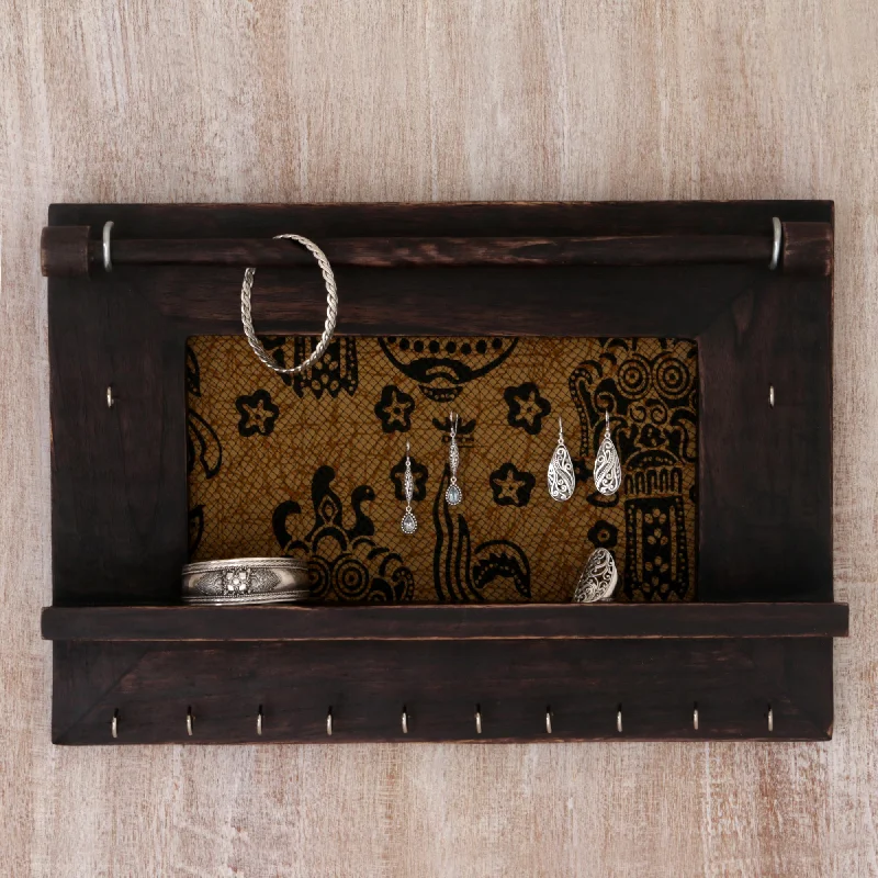 Modern Jewelry At Exclusive Discounts – Shop Today Tegalalang Heritage Wood Jewelry Organizer Modern Jewelry At Exclusive Discounts – Shop Today Tegalalang Heritage Wood Jewelry Organizer