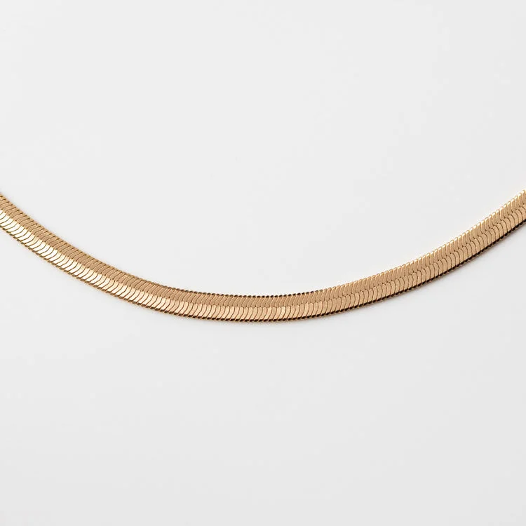 Shop Signature Jewelry Styles At Exclusive Prices Gold Lady Necklace