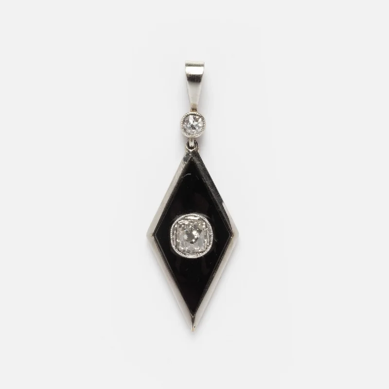 Shop Dazzling Jewelry With Special Promotional Discounts Vintage 18k 1920s Black Onyx and Diamond Art Deco Charm Shop Dazzling Jewelry With Special Promotional Discounts Vintage 18k 1920s Black Onyx and Diamond Art Deco Charm