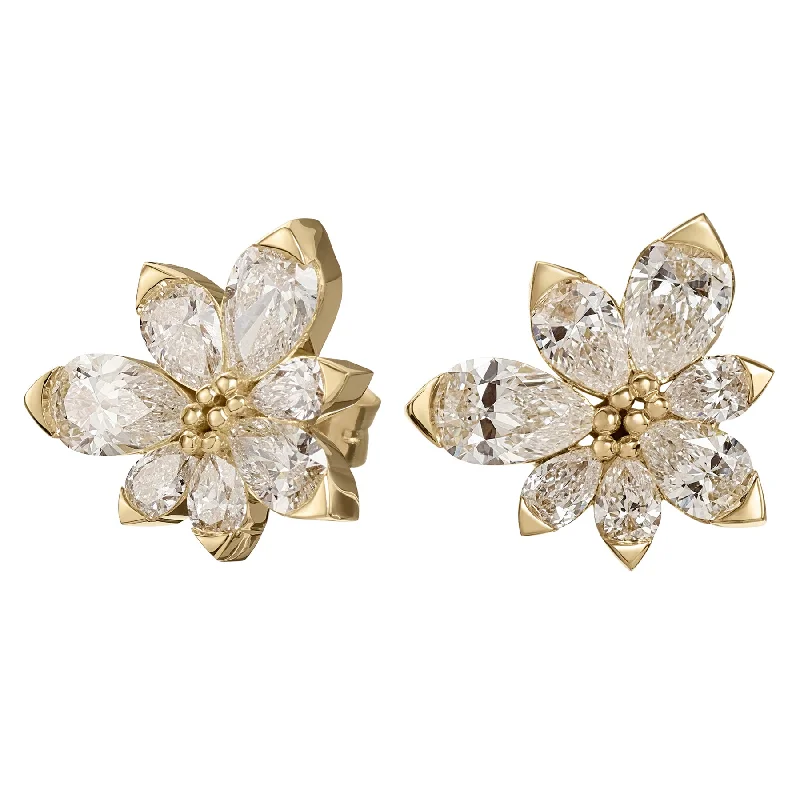 Seasonal Jewelry Deals – Elevate Your Style Asymmetric Blossom Stud Earrings