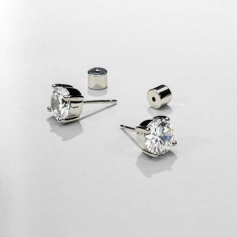 Elegant Jewelry Pieces At Unbelievable Prices Round Diamond Stud Earring (Silver)