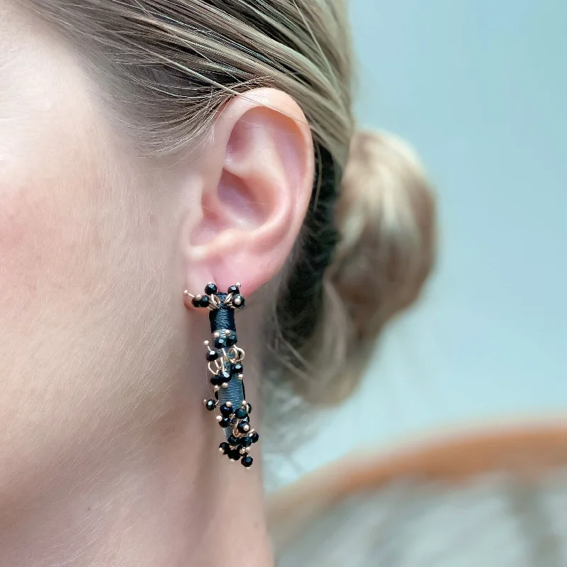 Elegant Rose Gold Jewelry For A Stylish Touch Beaded Floral Embellished Hoop Earrings - Black Elegant Rose Gold Jewelry For A Stylish Touch Beaded Floral Embellished Hoop Earrings - Black