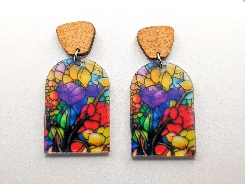 Big Discounts On Elegant Jewelry Collections Beautiful Wood and Stained Glass Effect Earrings Big Discounts On Elegant Jewelry Collections Beautiful Wood and Stained Glass Effect Earrings