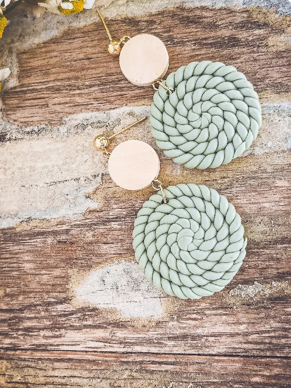 Shop Dazzling Jewelry With Special Promotional Discounts Beautiful Green Clay Earrings Shop Dazzling Jewelry With Special Promotional Discounts Beautiful Green Clay Earrings