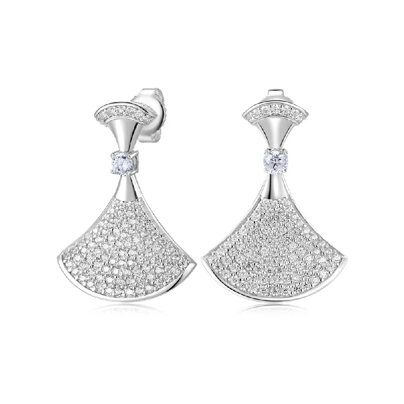 Exclusive Jewelry Sale Event – Shop Now Round Brilliant drop earrings with 1.29 carats* of diamond simulants in sterling silver Exclusive Jewelry Sale Event – Shop Now Round Brilliant drop earrings with 1.29 carats* of diamond simulants in sterling silver