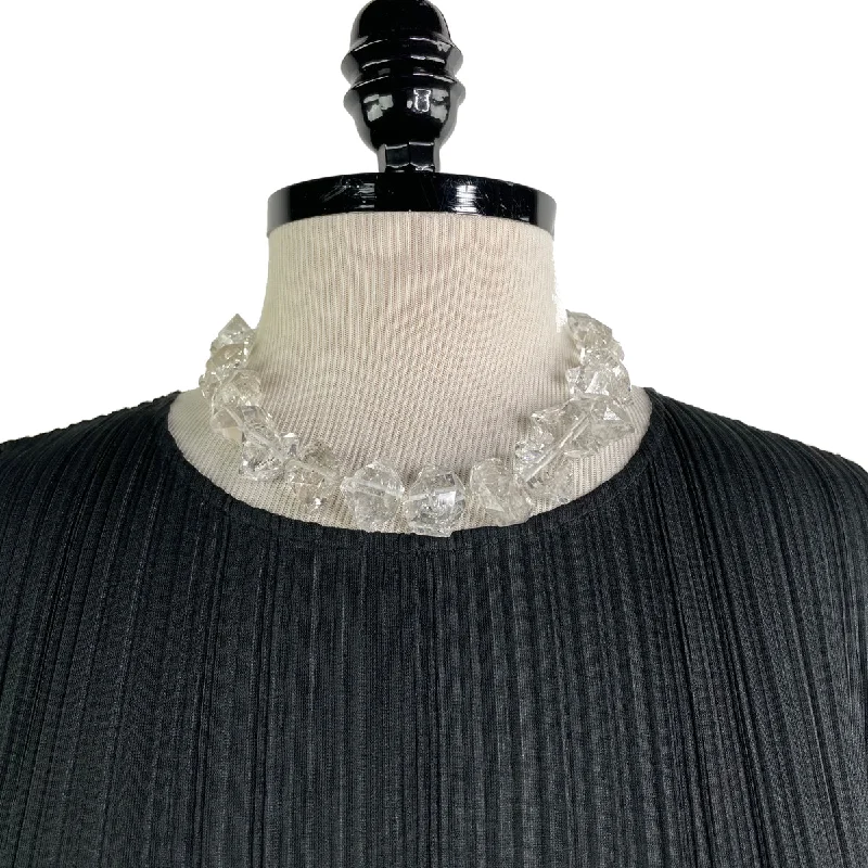 Fashion-Forward Jewelry At Exclusive Discounts MOUNTAIN CRYSTAL CHOKER