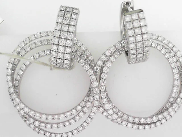 Luxury Meets Affordability – Jewelry Sale Now Live Diamond Earring