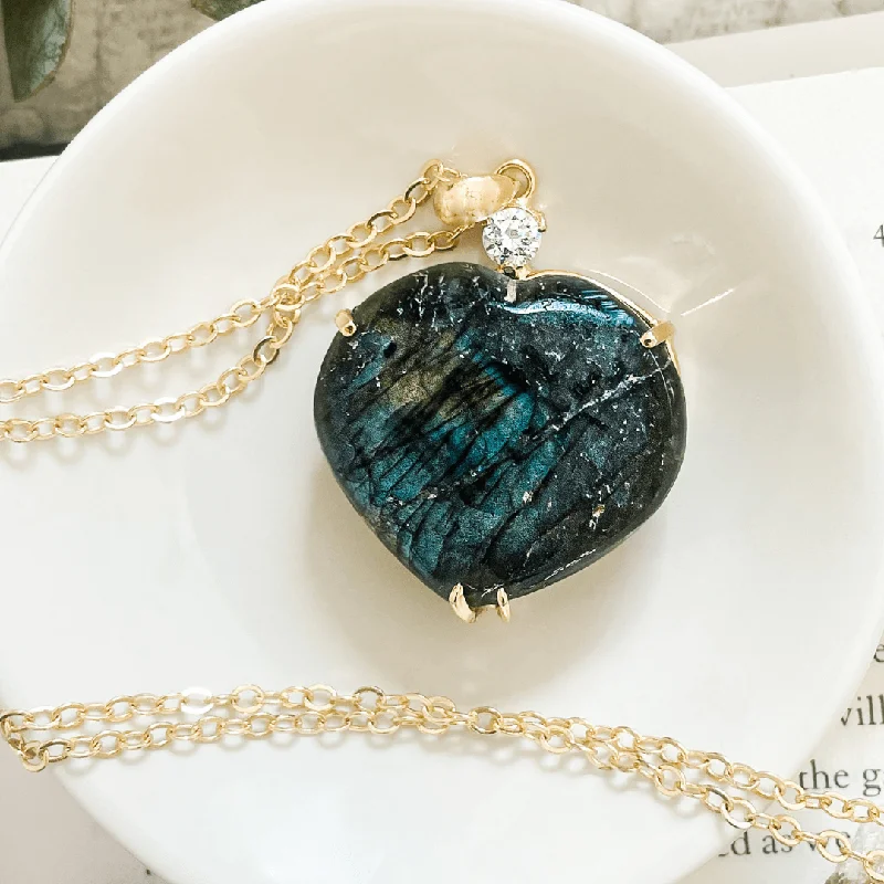 Modern Statement Jewelry For Bold Styling Labradorite Crystal Heart Pendant Necklace