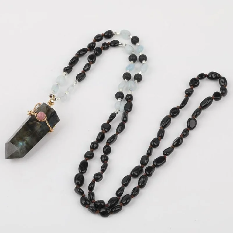 Everyday Jewelry Essentials Now On Sale Labradorite Point Necklace