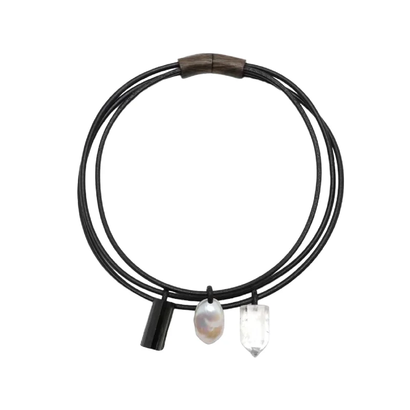 Stunning Jewelry Pieces At The Lowest Prices Ever THREE STONES CHOKER