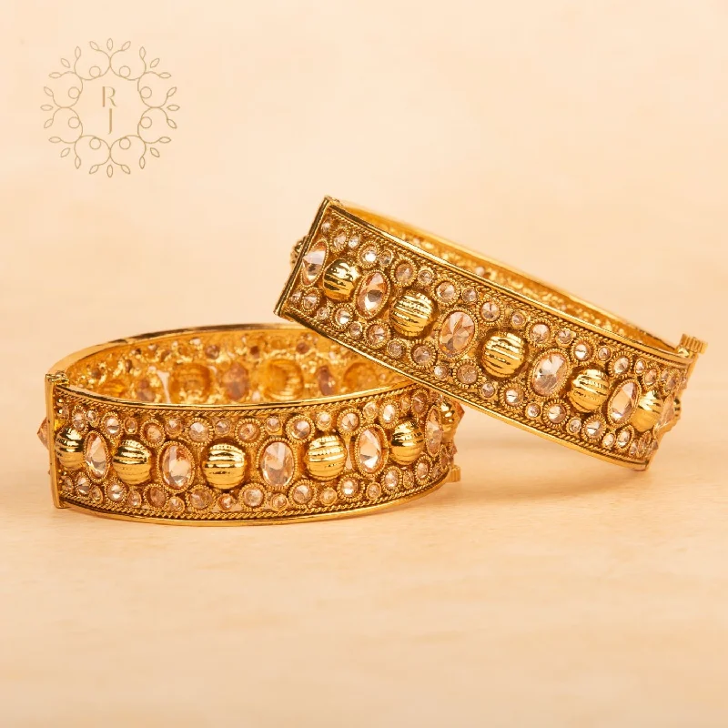 Special Offers On Handcrafted And Designer Jewelry Raddhi Jewels Designer Premium Quality Rajwadi Gold Plated Brass Openable Kada/Bangles Set Special Offers On Handcrafted And Designer Jewelry Raddhi Jewels Designer Premium Quality Rajwadi Gold Plated Brass Openable Kada/Bangles Set
