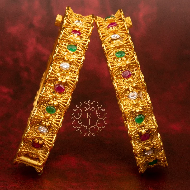 Limited-Stock Jewelry Sale – Once It's Gone, It's Gone Raddhi Jewels Designer Premium Quality Rajwadi Gold Plated Brass Openable Kada/Bangles Set Limited-Stock Jewelry Sale – Once It's Gone, It's Gone Raddhi Jewels Designer Premium Quality Rajwadi Gold Plated Brass Openable Kada/Bangles Set